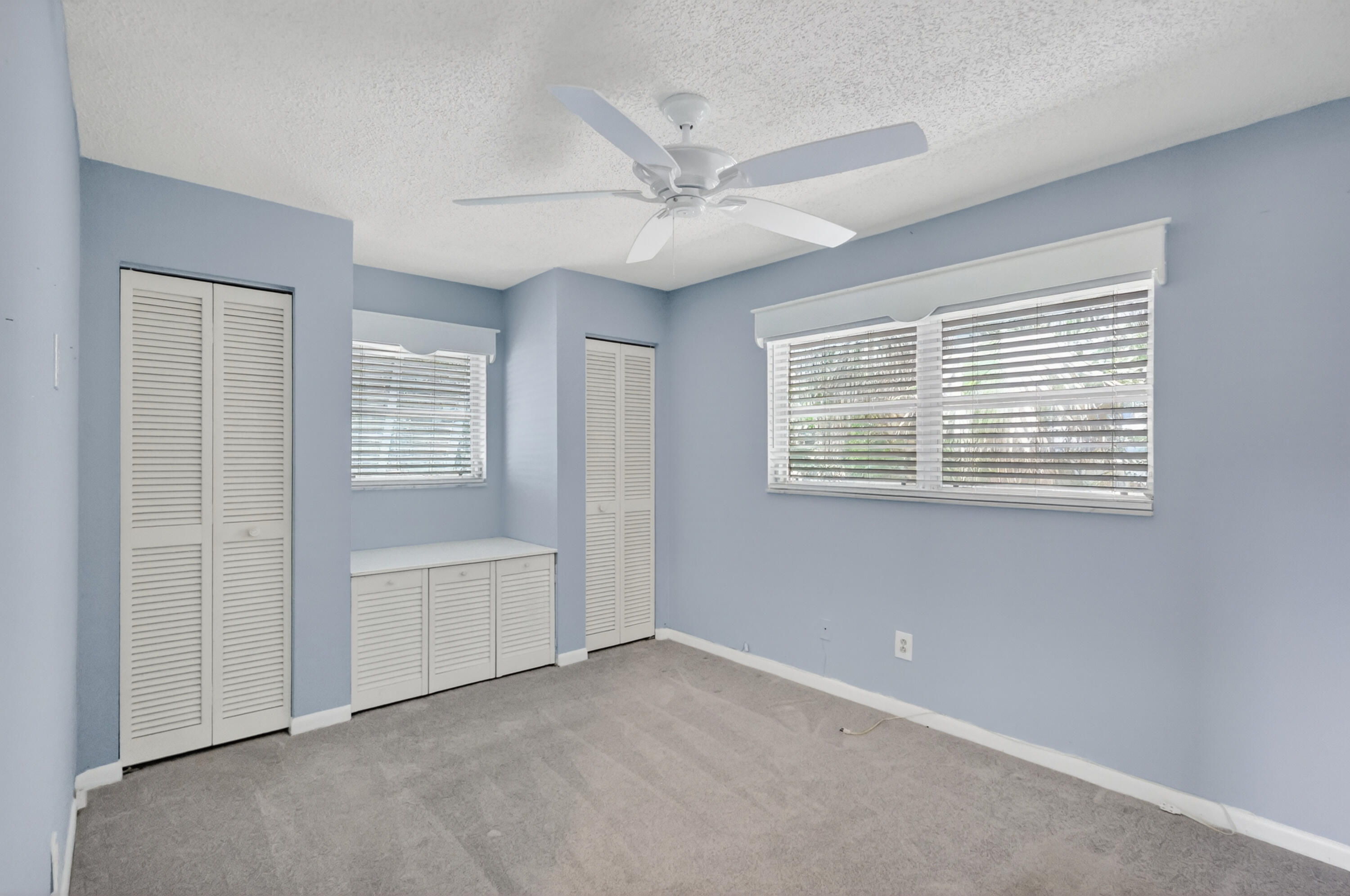 NORTH RIVER FOREST - Residential