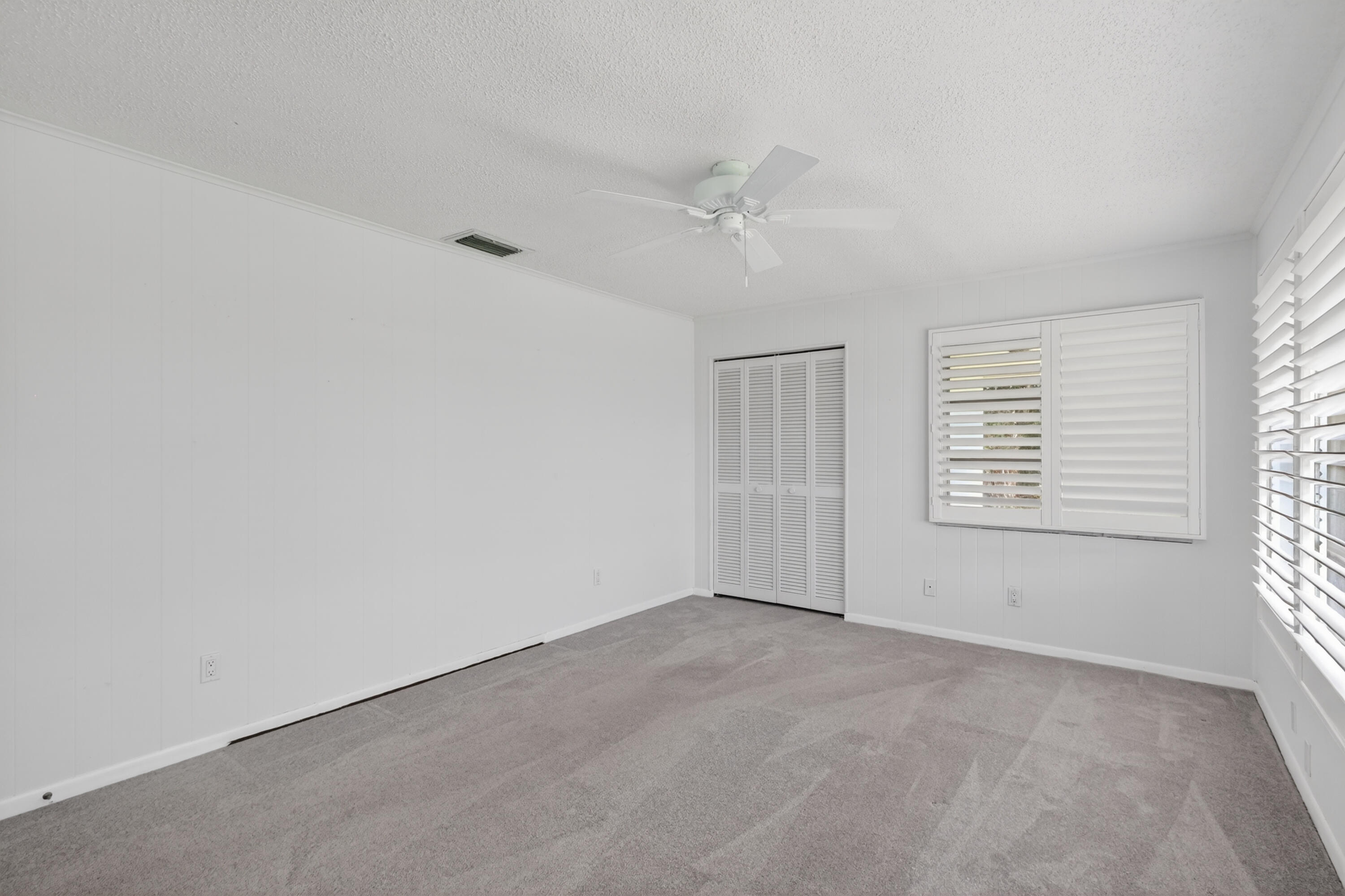 NORTH RIVER FOREST - Residential