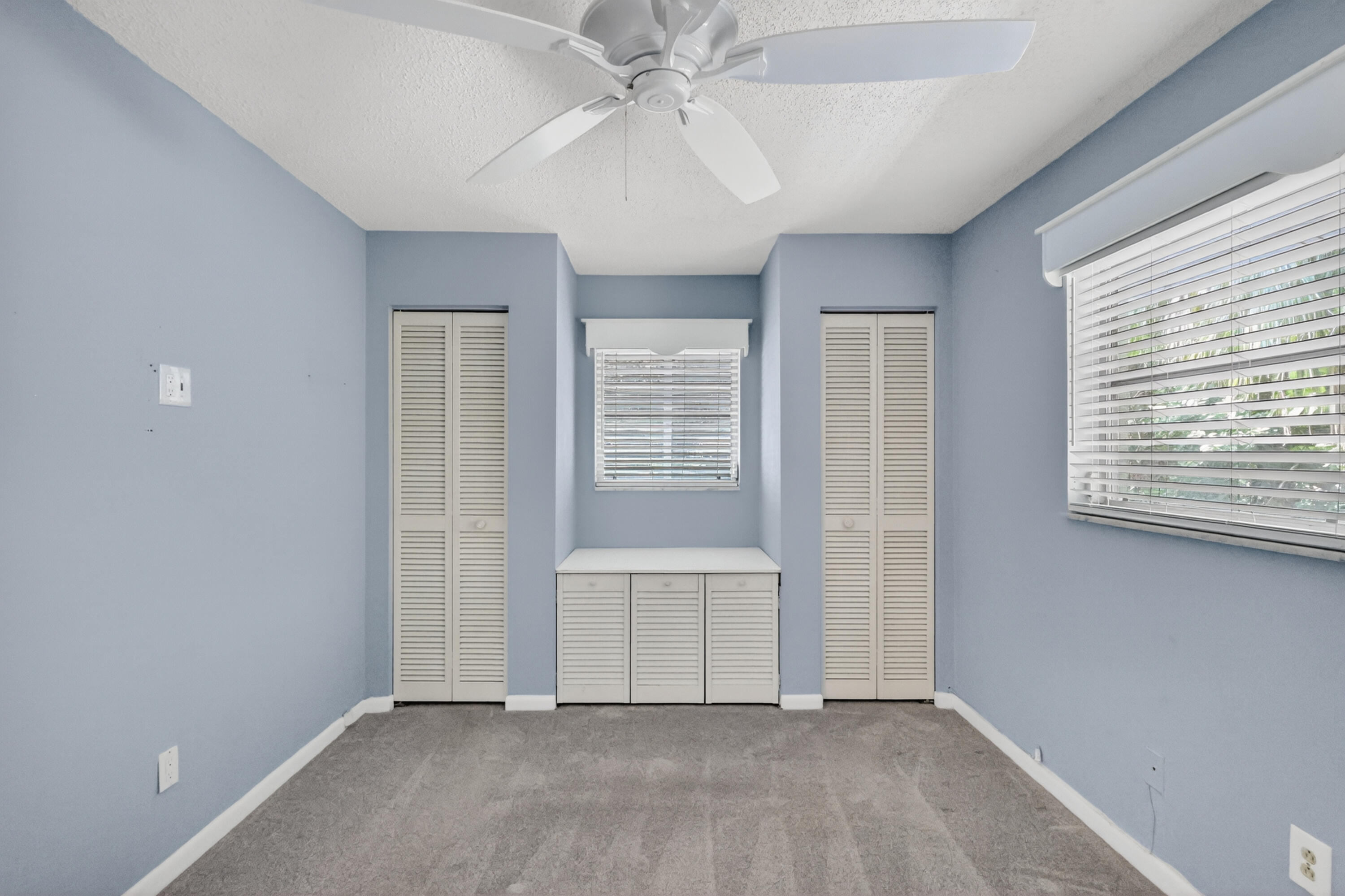 NORTH RIVER FOREST - Residential