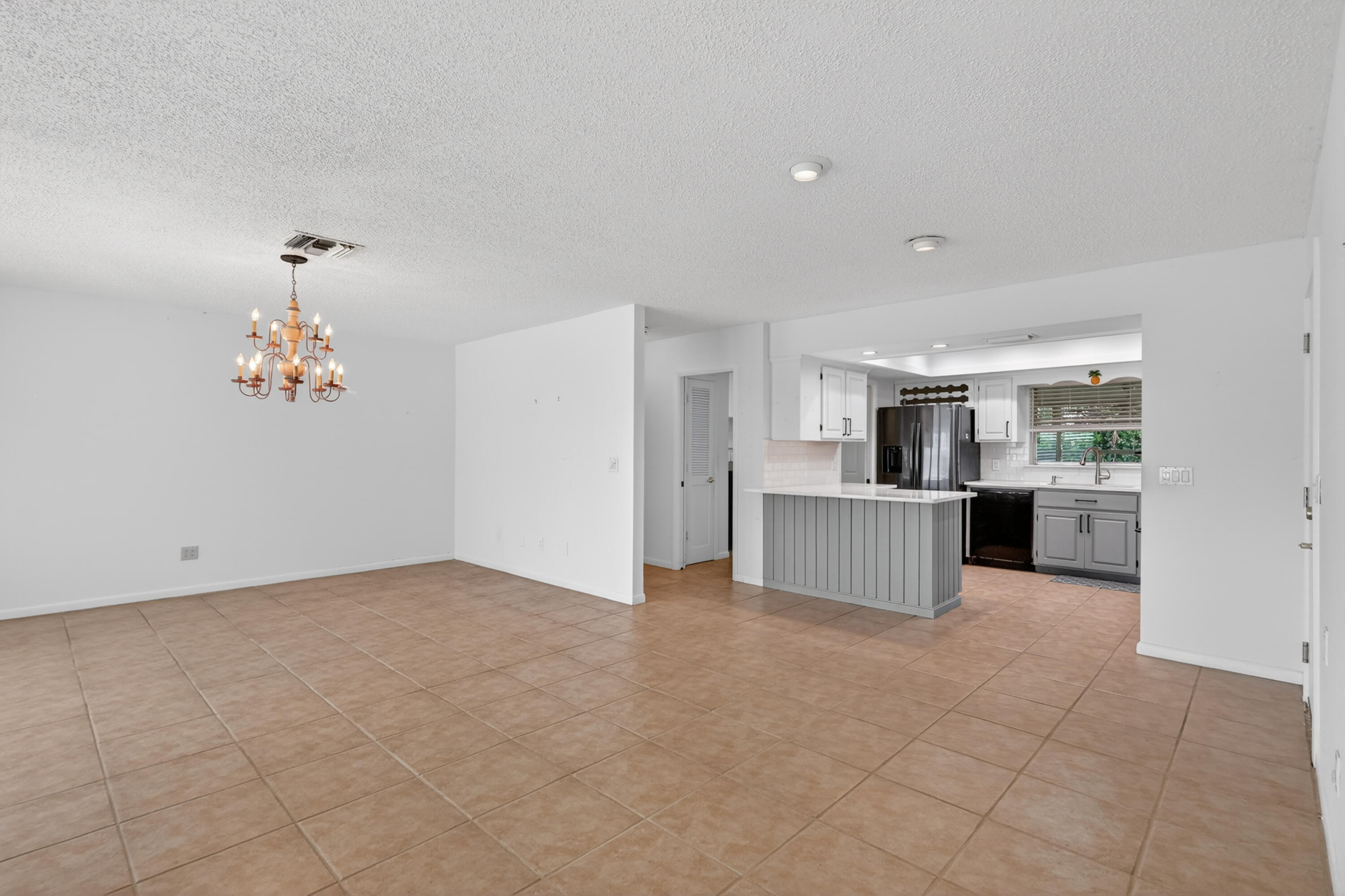 NORTH RIVER FOREST - Residential