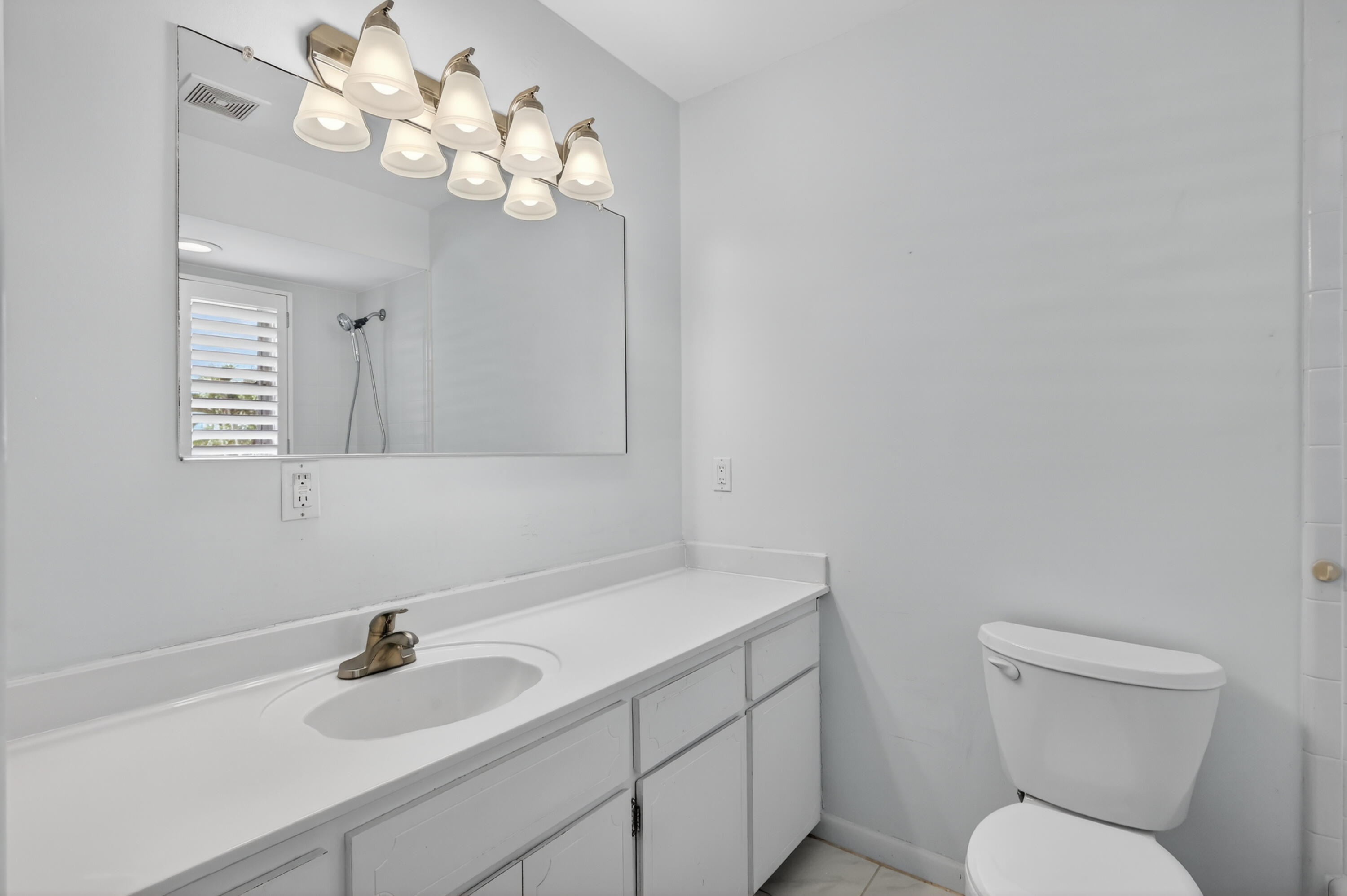 NORTH RIVER FOREST - Residential