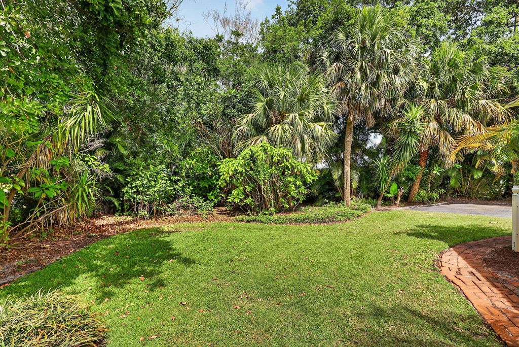 Photo of 1233 NW River Terrace, Stuart, FL 34994 (MLS # B26015292)