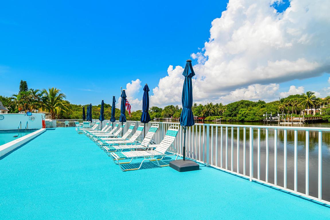 TROPICANA GARDENS INC 4001 S OCEAN BLVD PALM BEACH - Residential