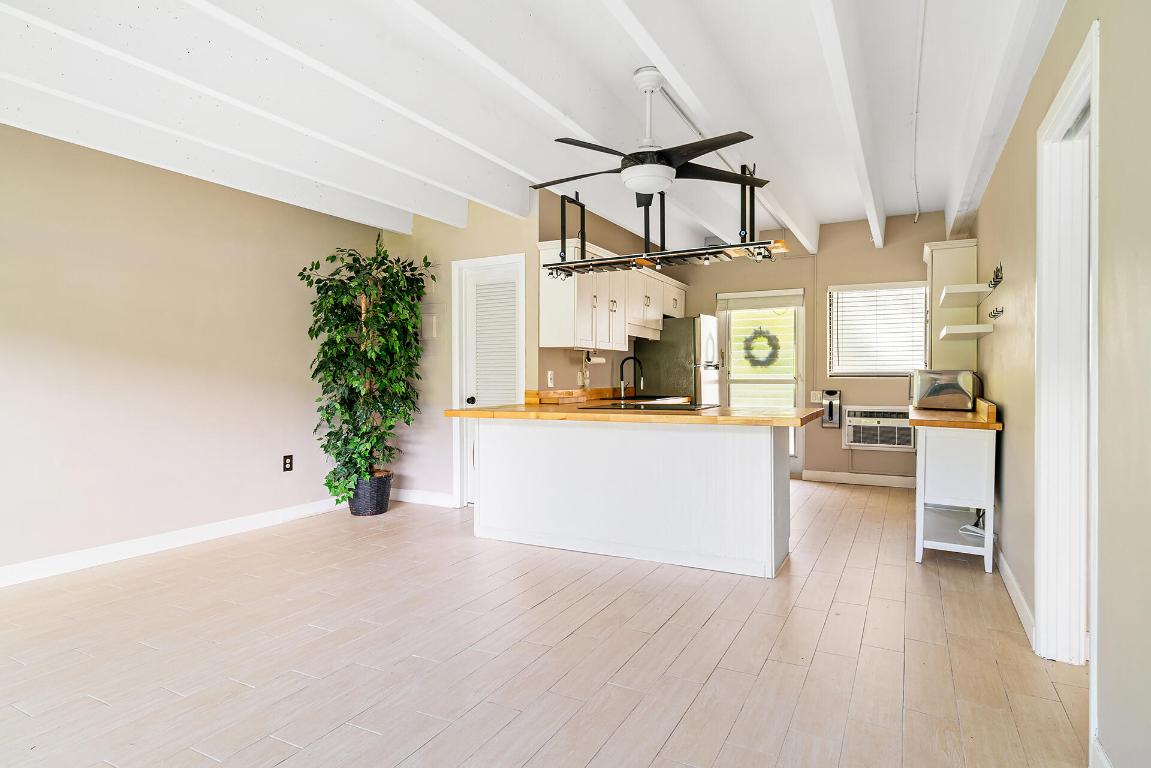 TROPICANA GARDENS INC 4001 S OCEAN BLVD PALM BEACH - Residential