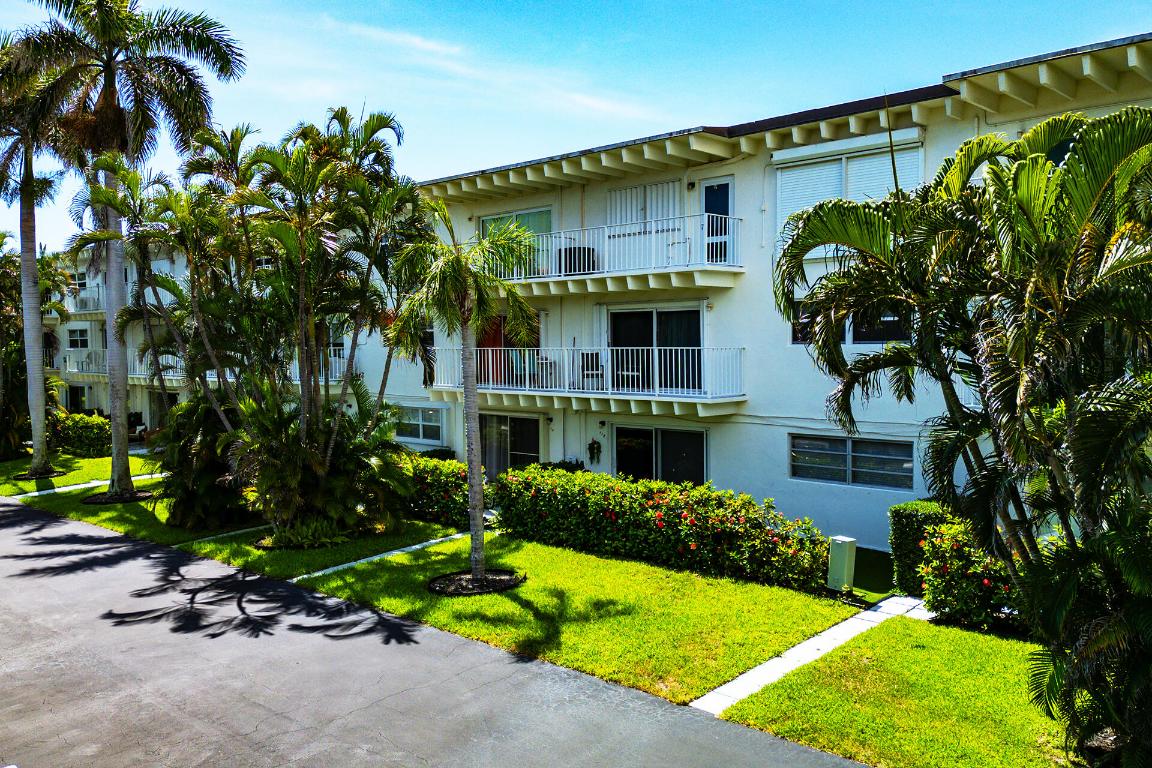 TROPICANA GARDENS INC 4001 S OCEAN BLVD PALM BEACH - Residential