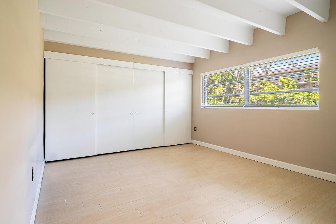 TROPICANA GARDENS INC 4001 S OCEAN BLVD PALM BEACH - Residential