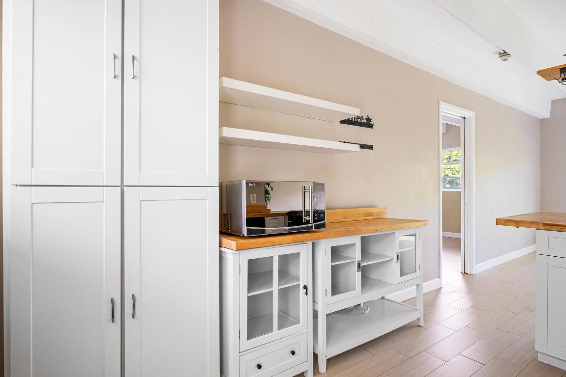 TROPICANA GARDENS INC 4001 S OCEAN BLVD PALM BEACH - Residential