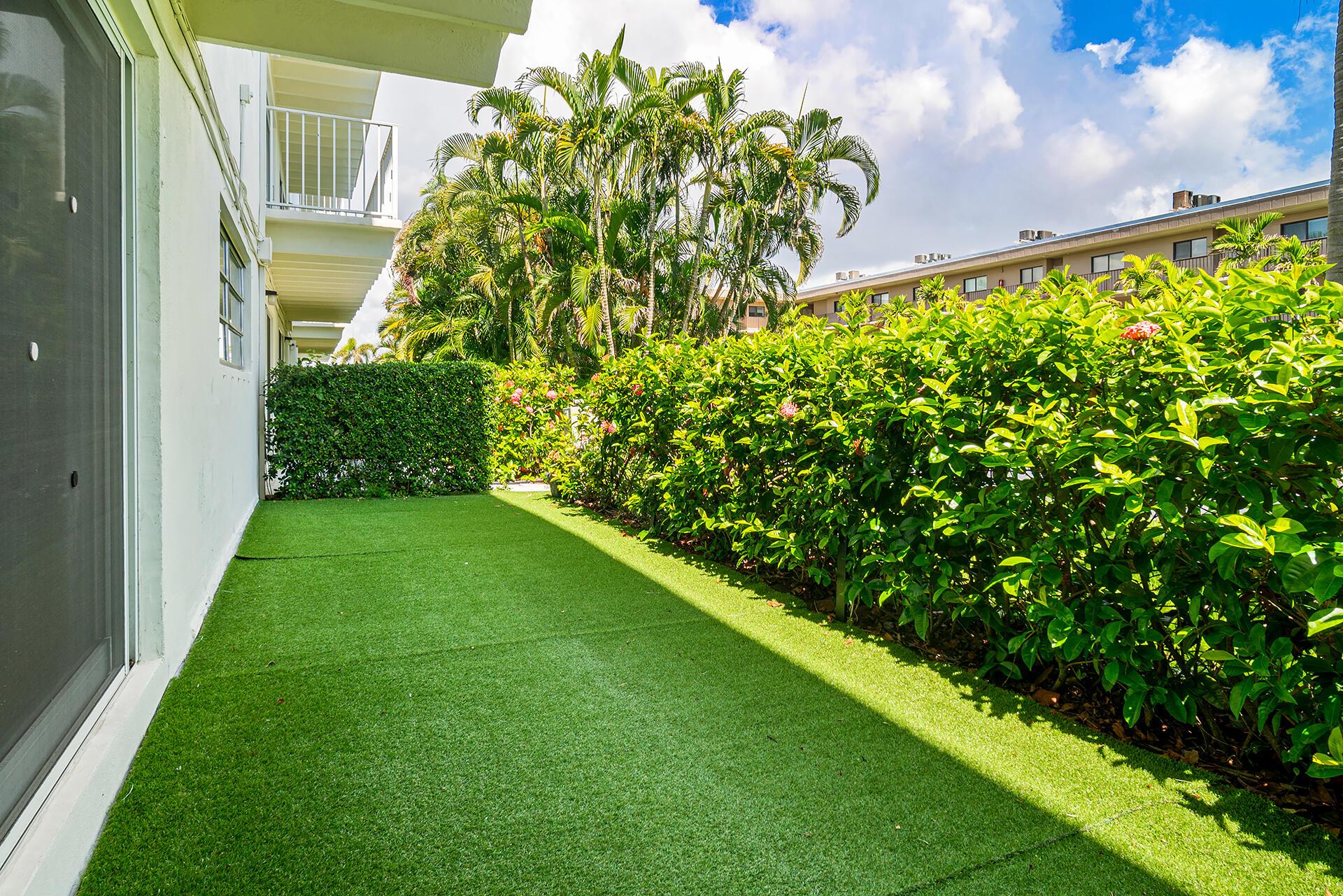 TROPICANA GARDENS INC 400 - Residential