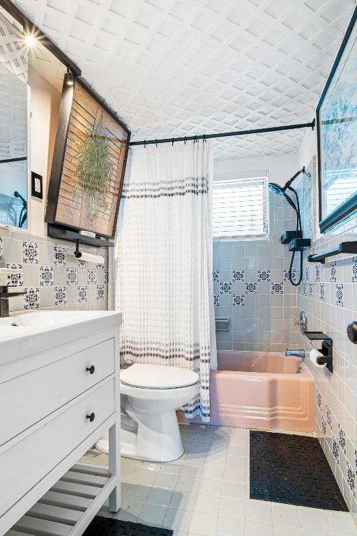 TROPICANA GARDENS INC 4001 S OCEAN BLVD PALM BEACH - Residential