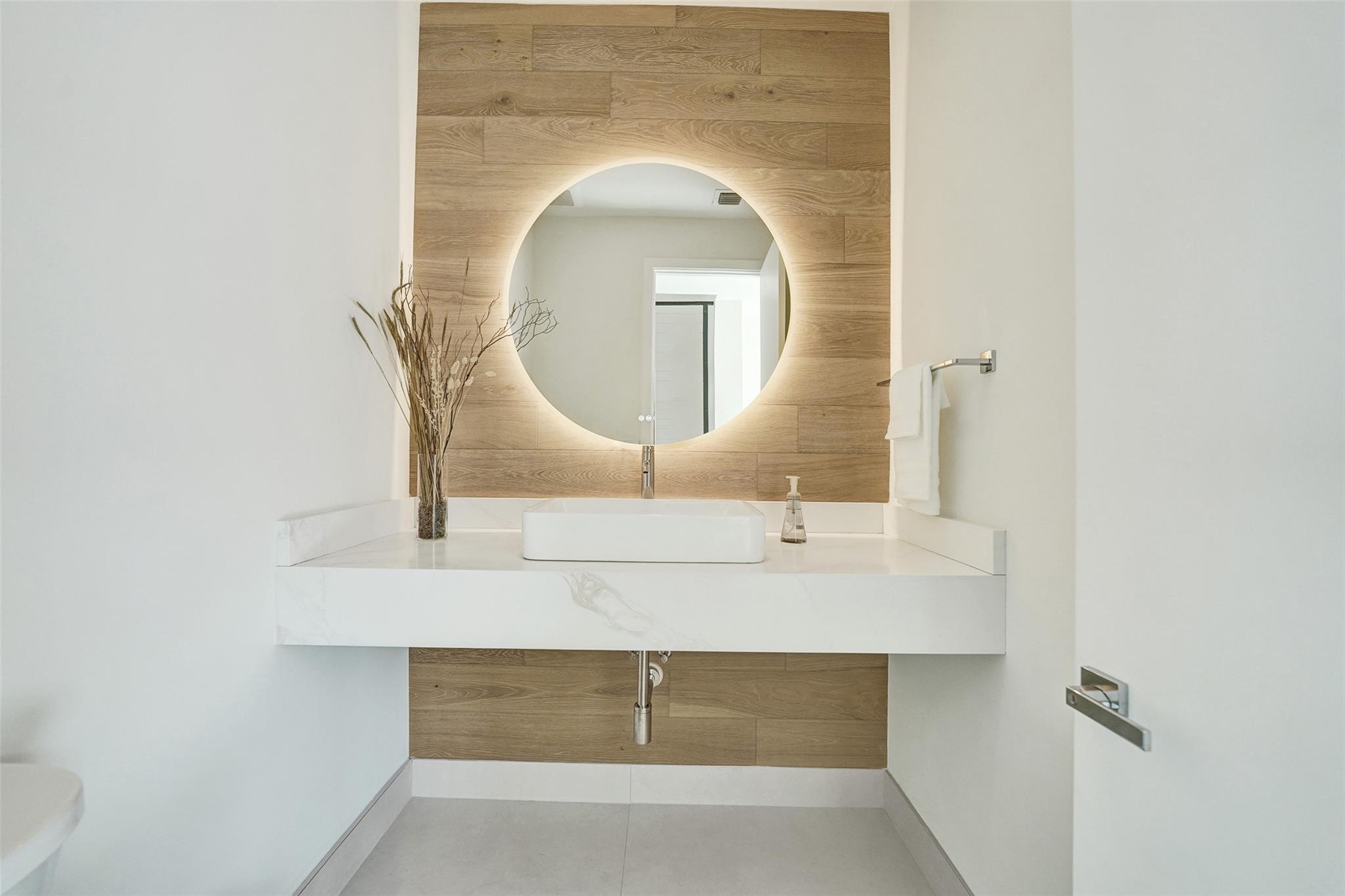 Poinsettia Heights - Residential