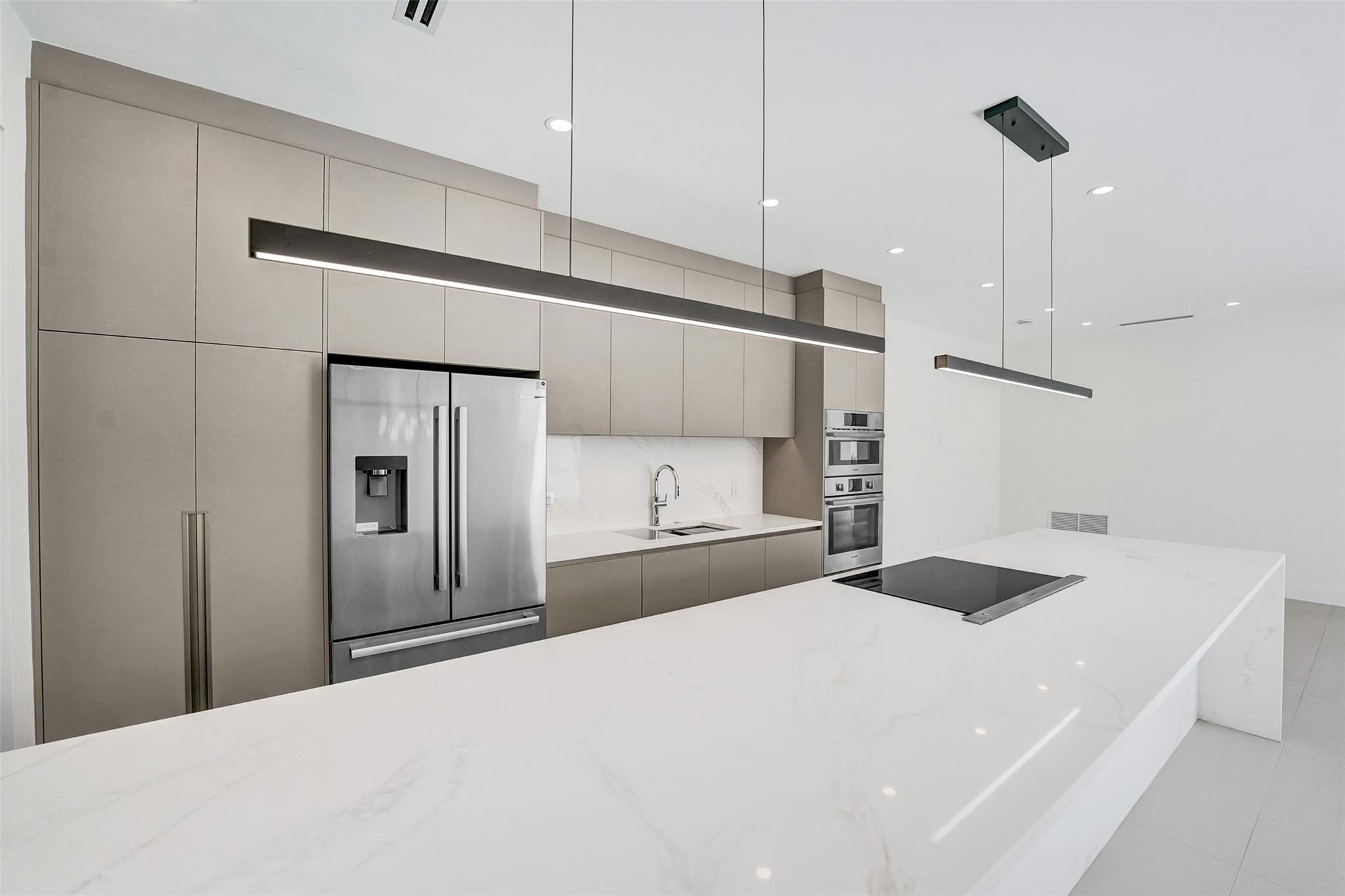 Poinsettia Heights - Residential