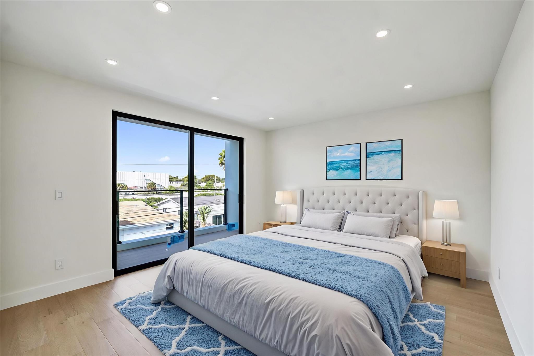 Poinsettia Heights - Residential