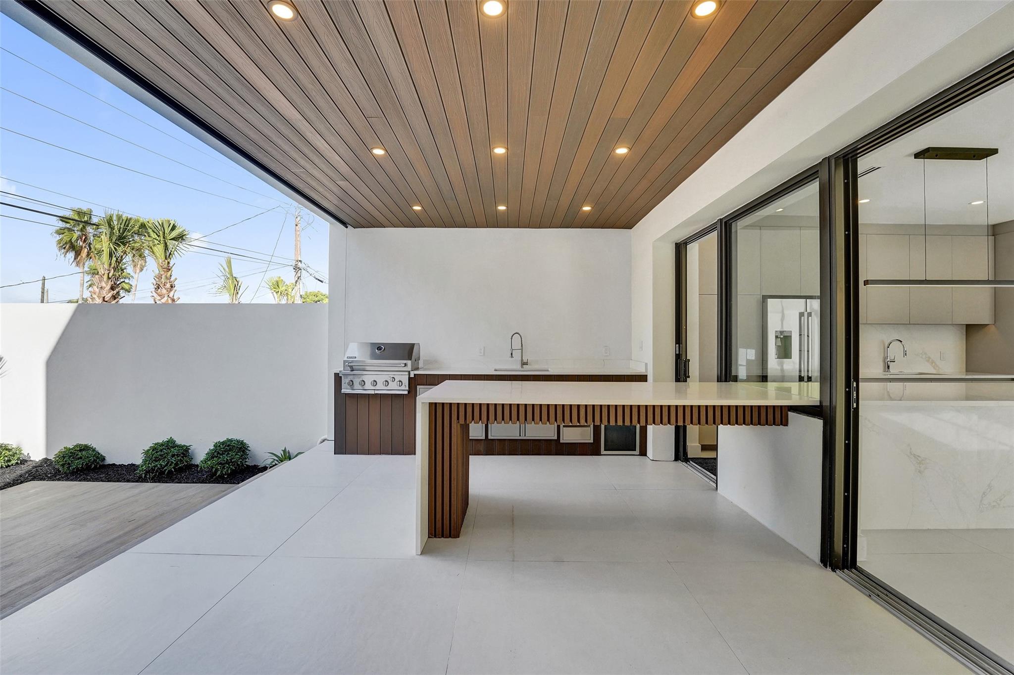 Poinsettia Heights - Residential