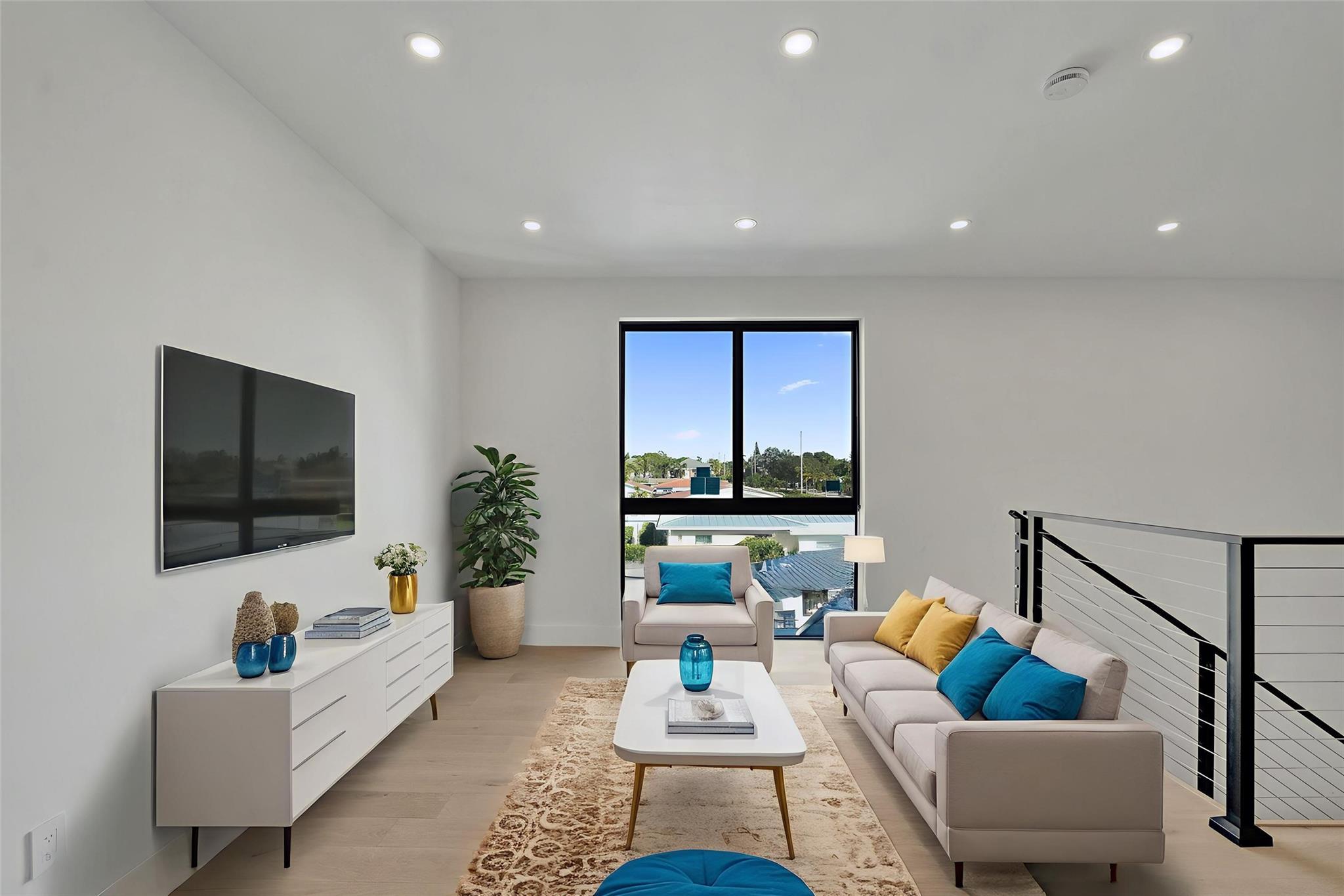 Poinsettia Heights - Residential