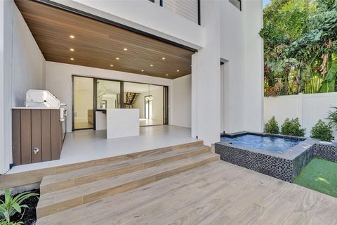 1525 NE 15th Avenue Fort Lauderdale FL 33304