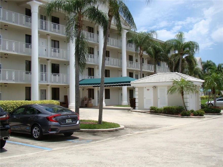 LARGE SPACIOUS CORNER UNIT WITH TWO SCREENED BALCONIES AND FLORIDA ROOM OFF OF LIVING ROOM.BONUS STORAGE ROOM THAT COULD BE USED AS AN OFFICE, DEN OR EXERCISE ROOM. MOVE IN CONDITION. ACCORDION HURRICANE SHUTTERS. CENTRAL BOCA LOCATION ONLY 5 MILES FROM THE BEACHES AND MIZNER PARK. 2 MILES TO THE TOWN CENTER. 2 POOLS AND CLUBHOUSES, TENNIS. OVER $800K BUILDING RESTORATIONS JUST COMPLETED AND SELLER WILL PAY ASSESSMENT IN FULL AT CLOSING.