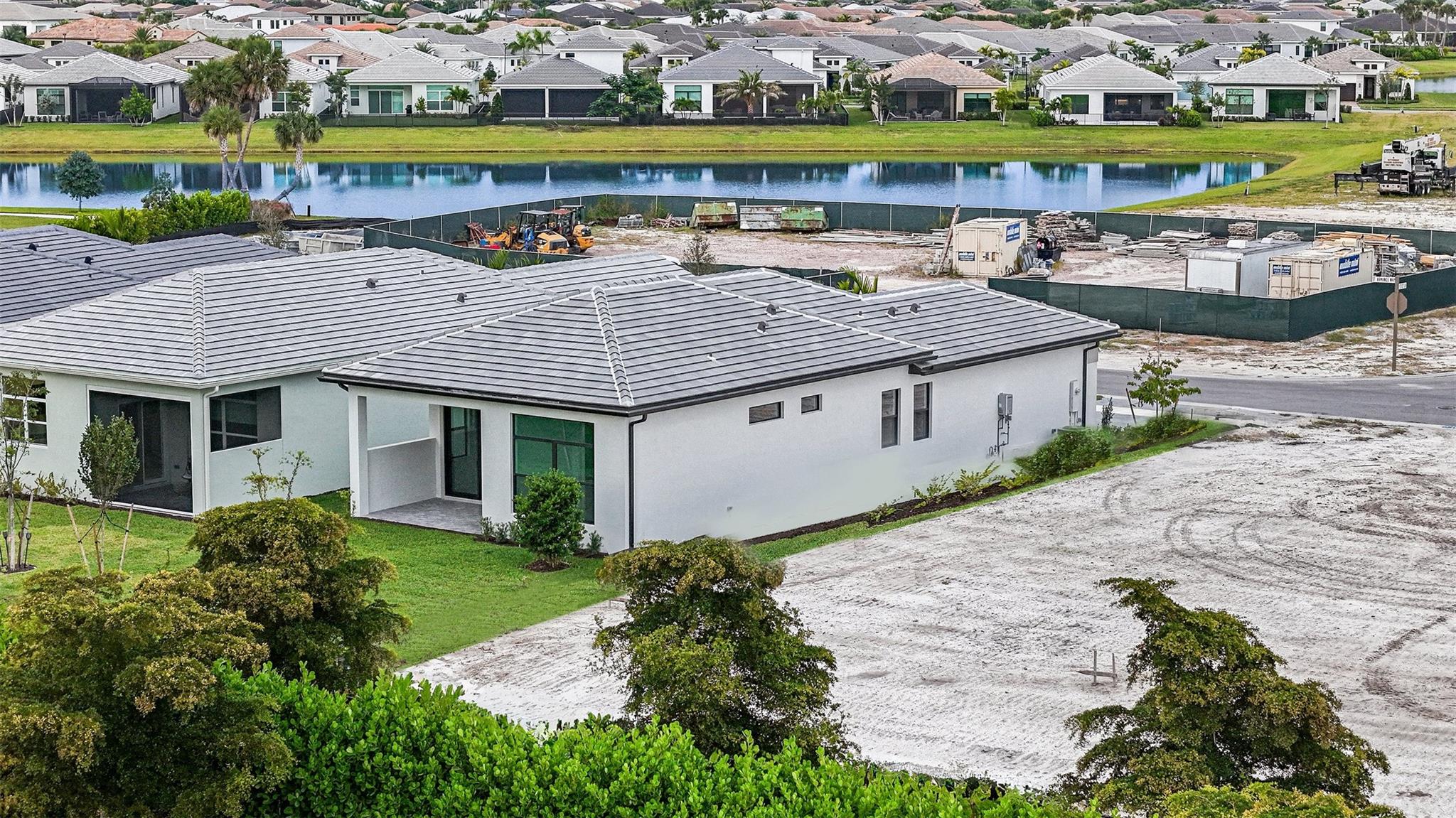 CRESSWIND PALM BEACH - Residential