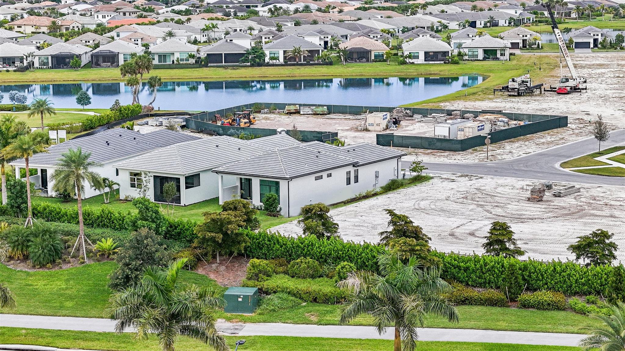 CRESSWIND PALM BEACH - Residential