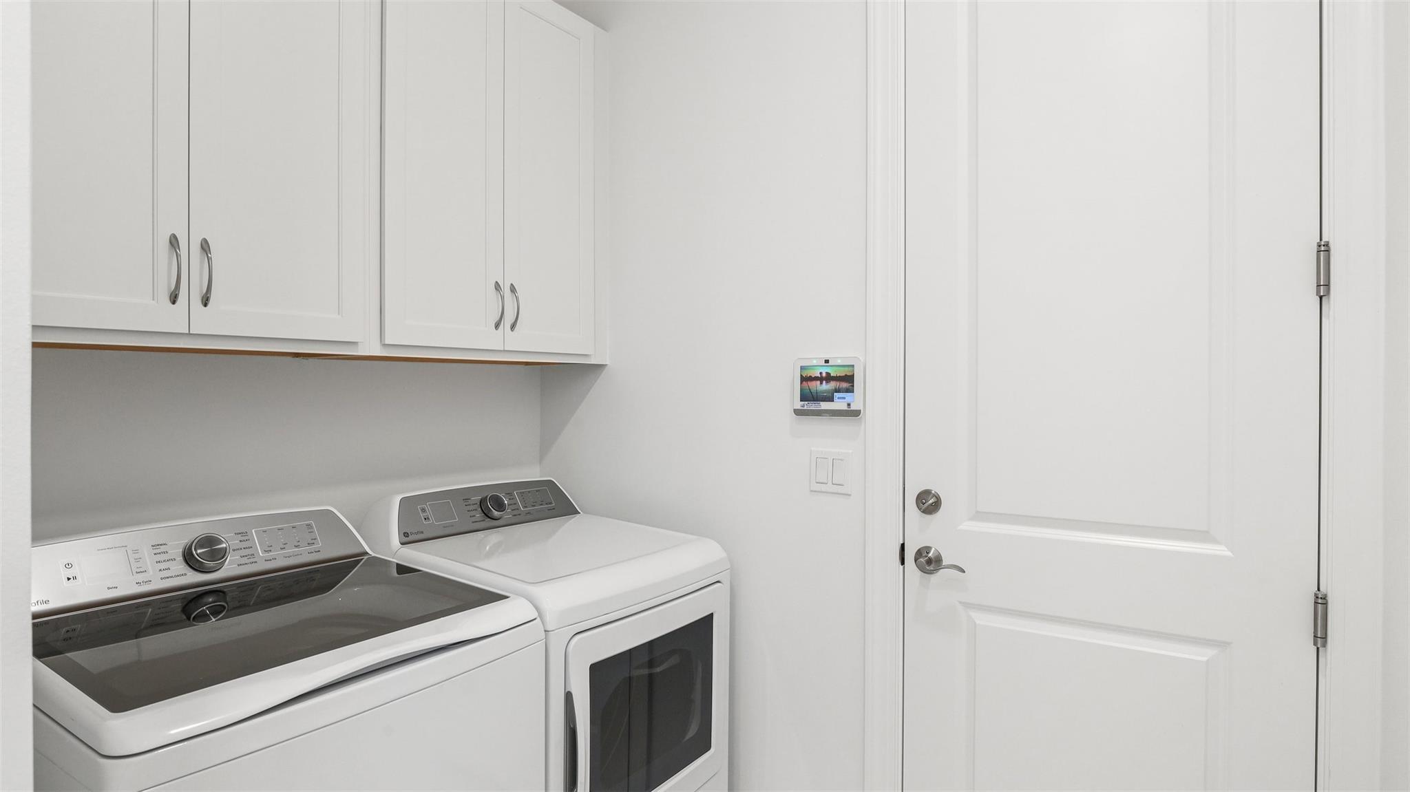 CRESSWIND PALM BEACH - Residential