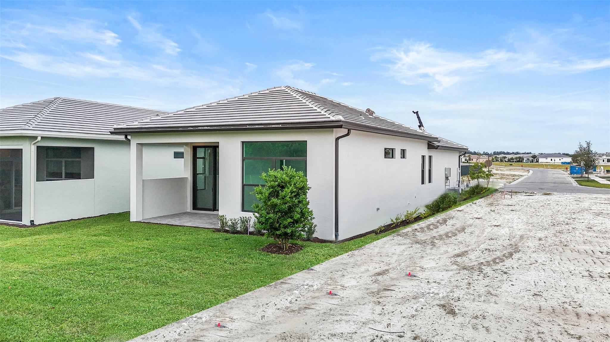 CRESSWIND PALM BEACH - Residential