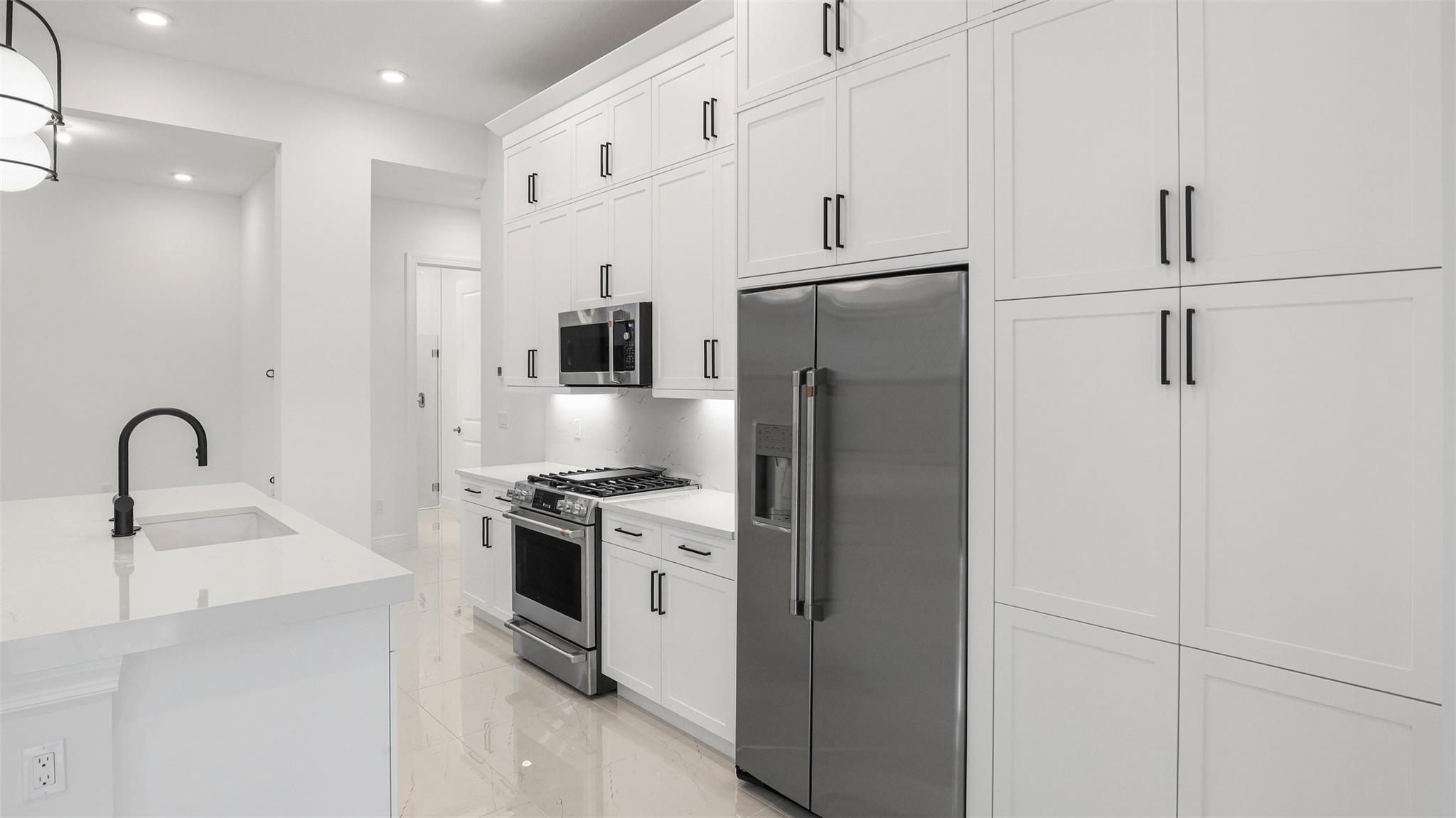 CRESSWIND PALM BEACH - Residential