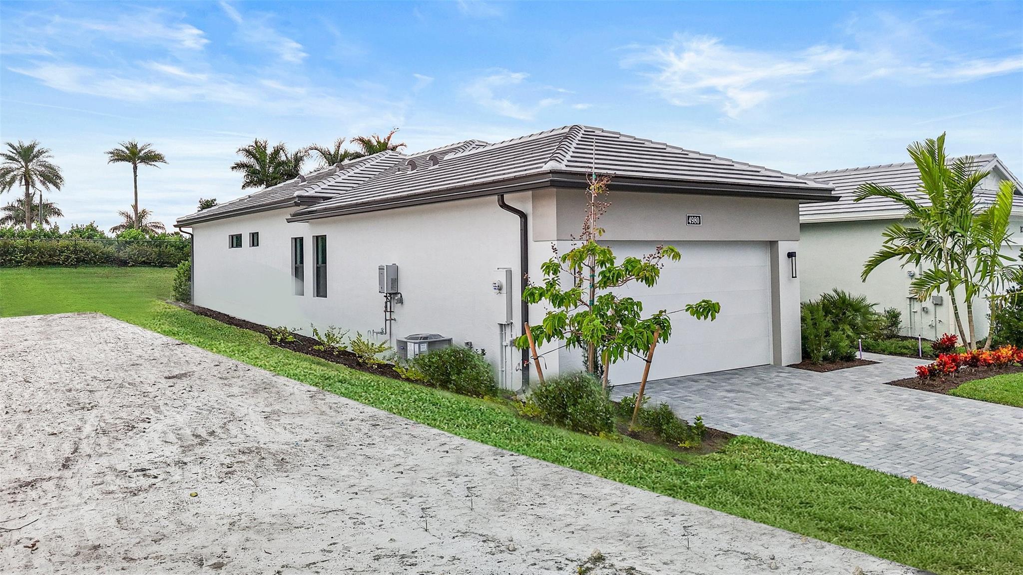 CRESSWIND PALM BEACH - Residential