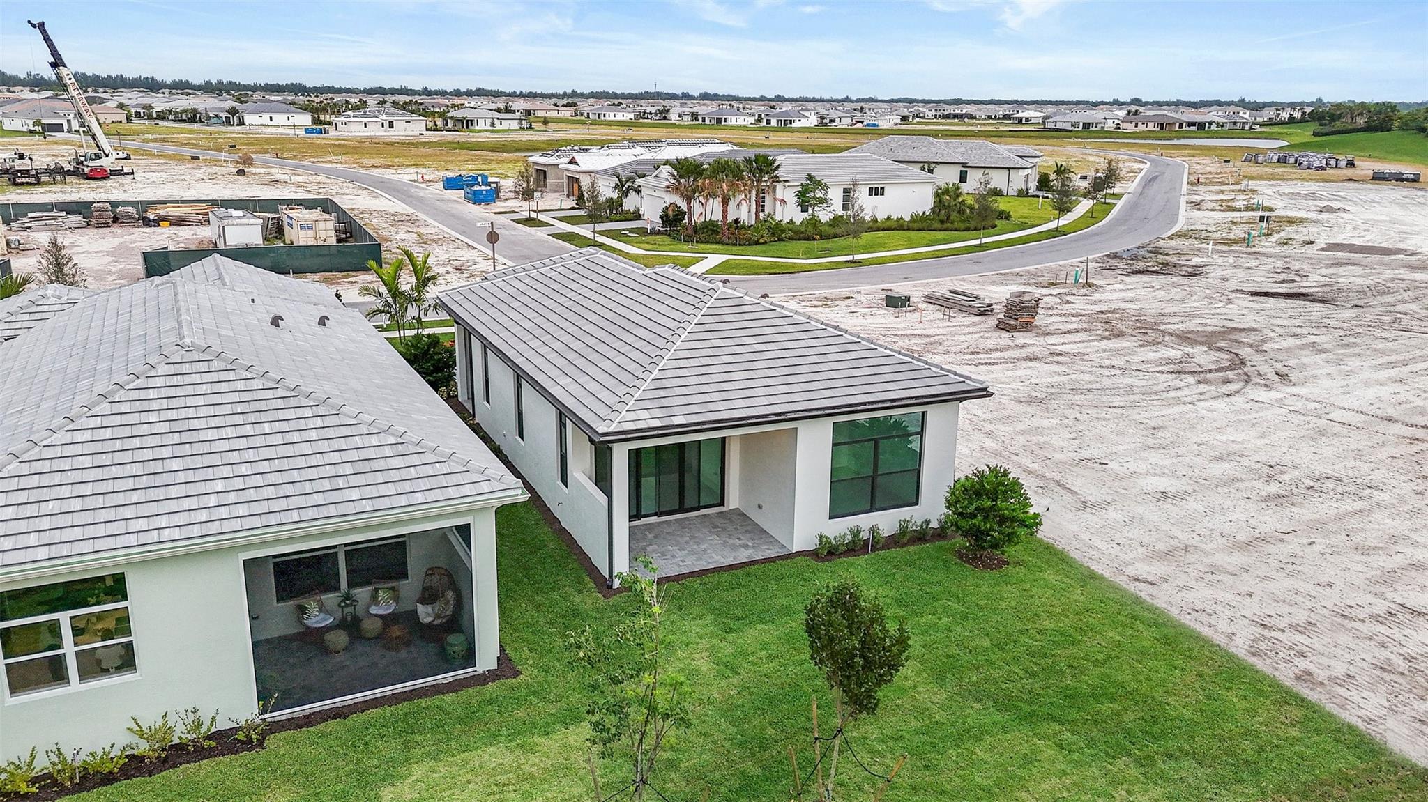 CRESSWIND PALM BEACH - Residential