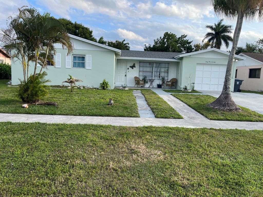 Photo of 4170 Sussex Avenue, Lake Worth, FL 33461 (MLS # R10999711)