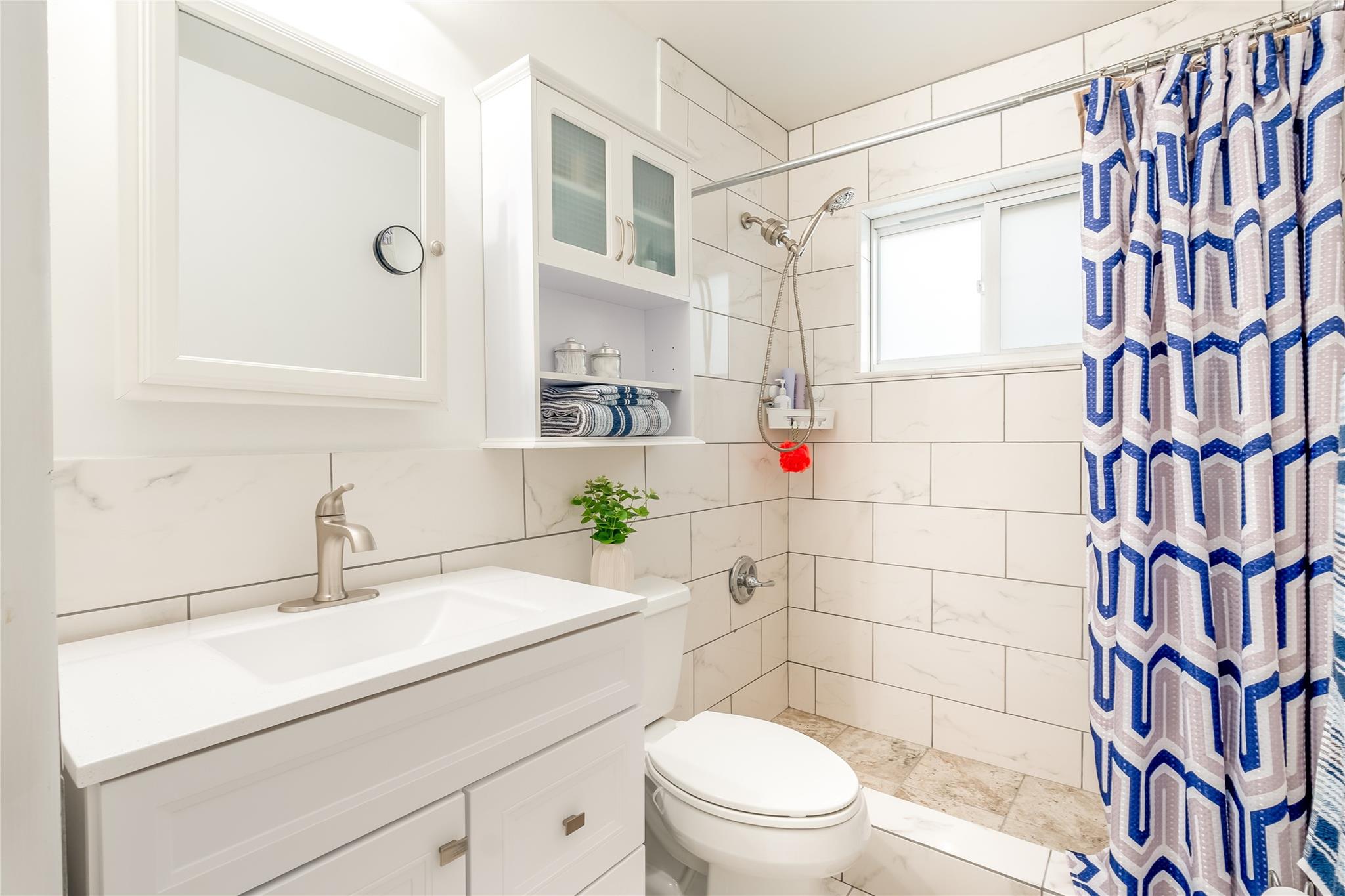 Paradise Gardens 67-37 B - Residential