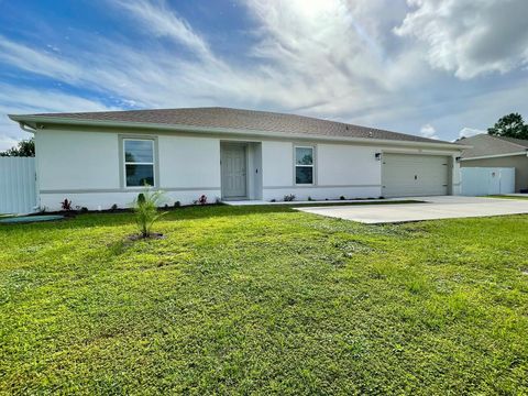 A home in Port St Lucie