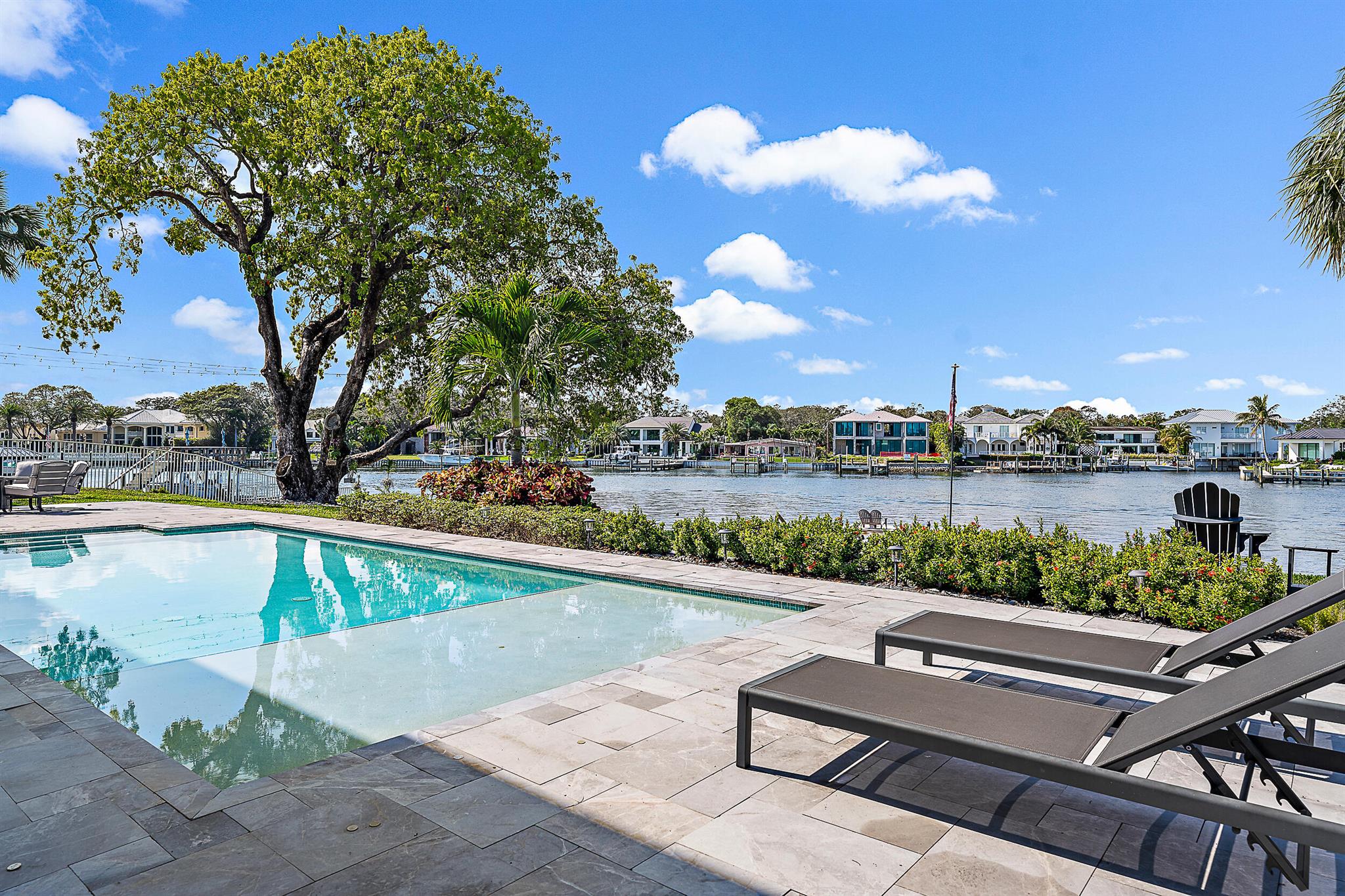 Juno Isles - Residential