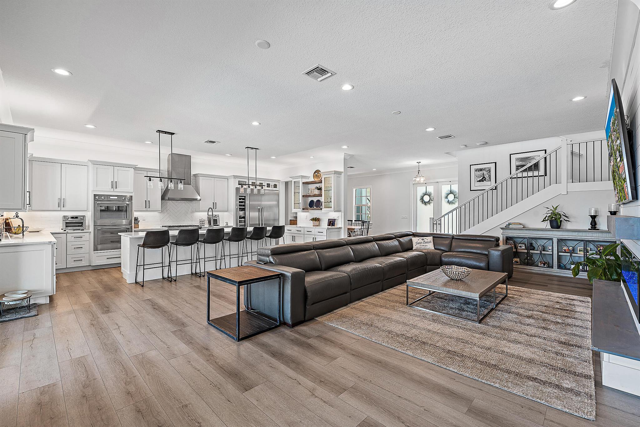 Juno Isles - Residential