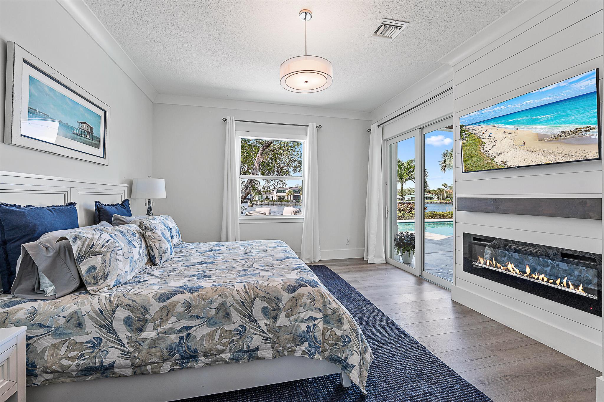 Juno Isles - Residential