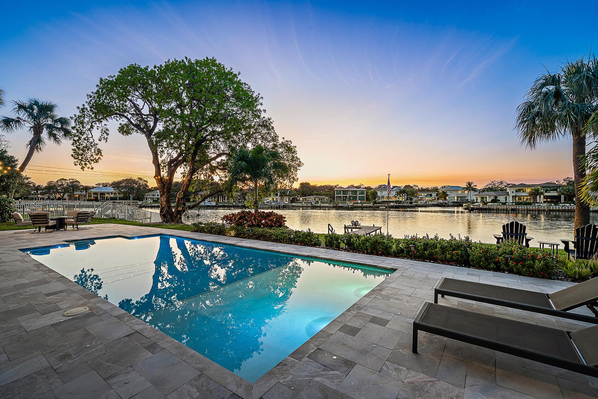 Juno Isles - Residential