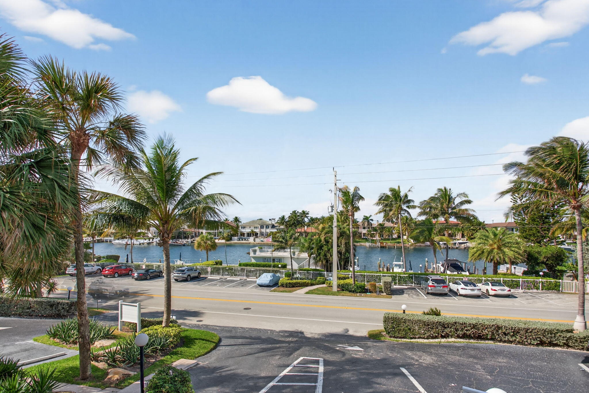 HILLSBORO MILE OCEAN APTS SEC 2 - Residential