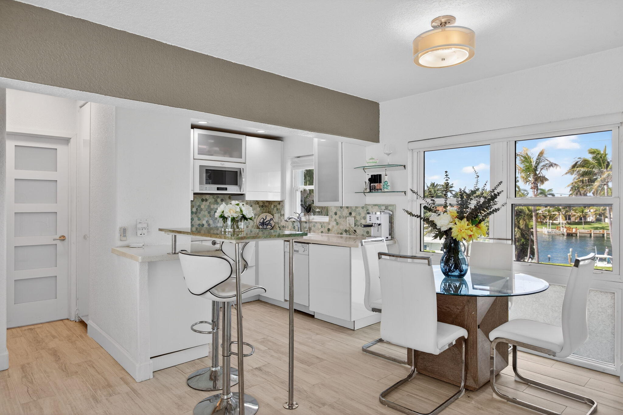 HILLSBORO MILE OCEAN APTS SEC 2 - Residential