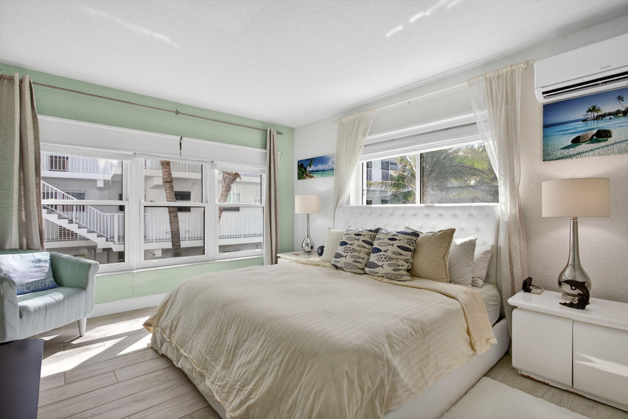 HILLSBORO MILE OCEAN APTS SEC 2 - Residential