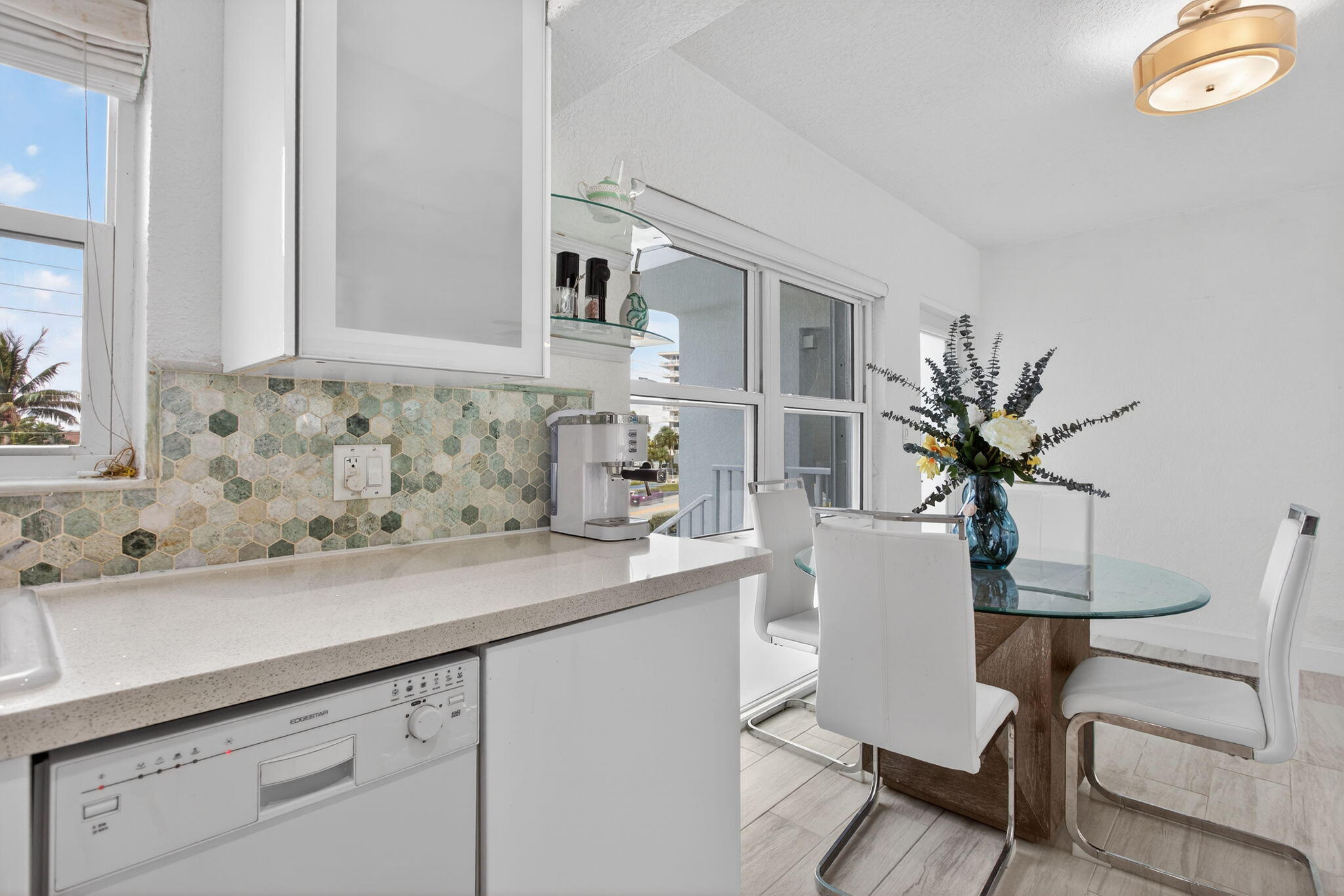 HILLSBORO MILE OCEAN APTS SEC 2 - Residential