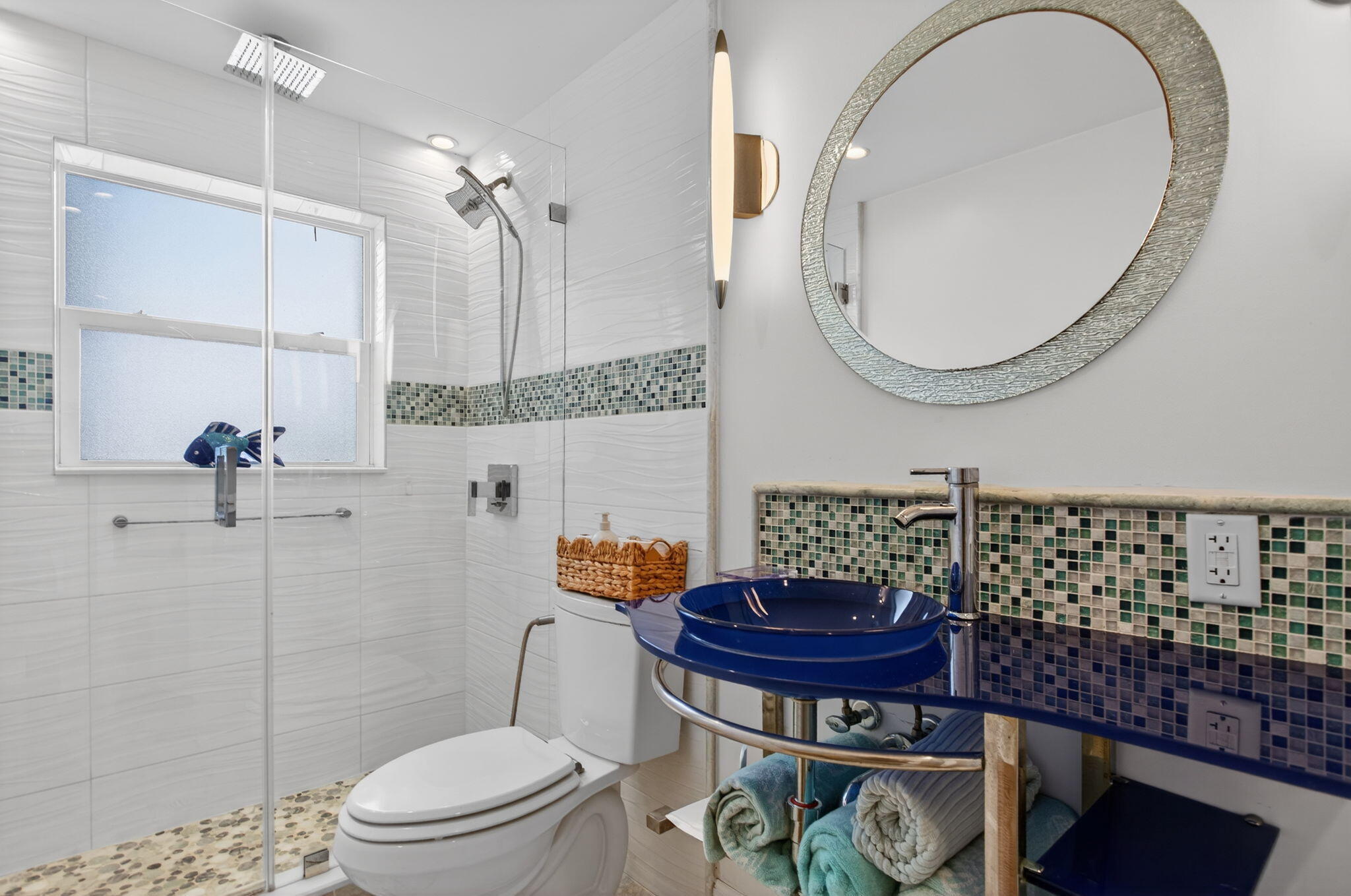 HILLSBORO MILE OCEAN APTS SEC 2 - Residential