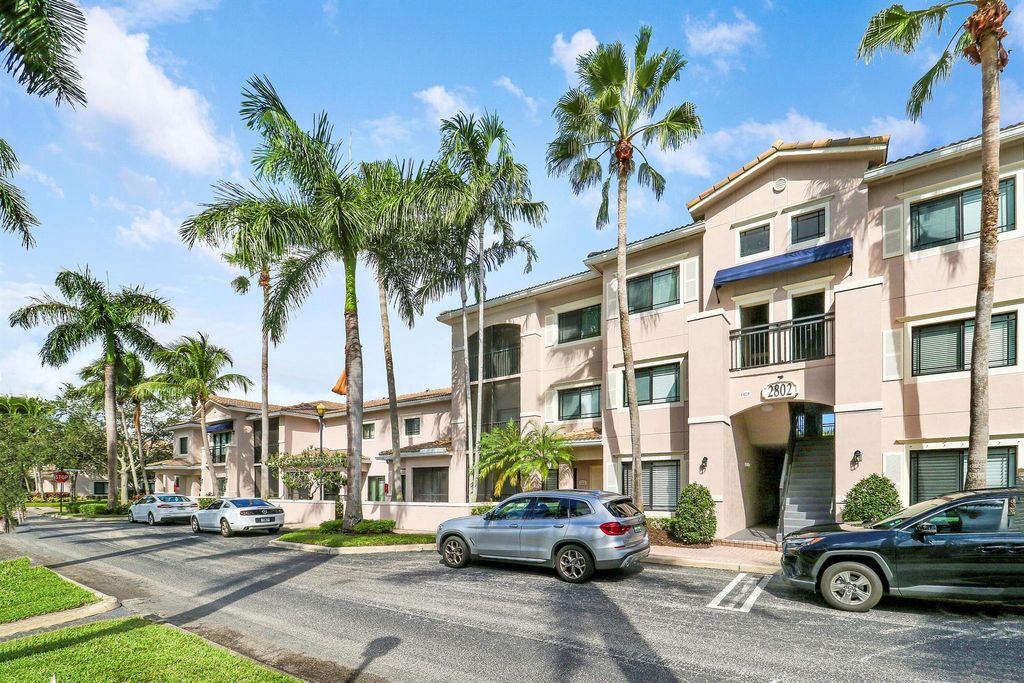 Photo of 2802 Sarento Place #304, Palm Beach Gardens, FL 33410 (MLS # R11134319)