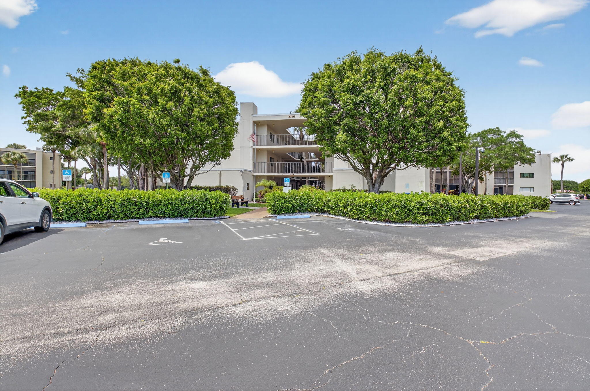 LAS VERDES - Residential