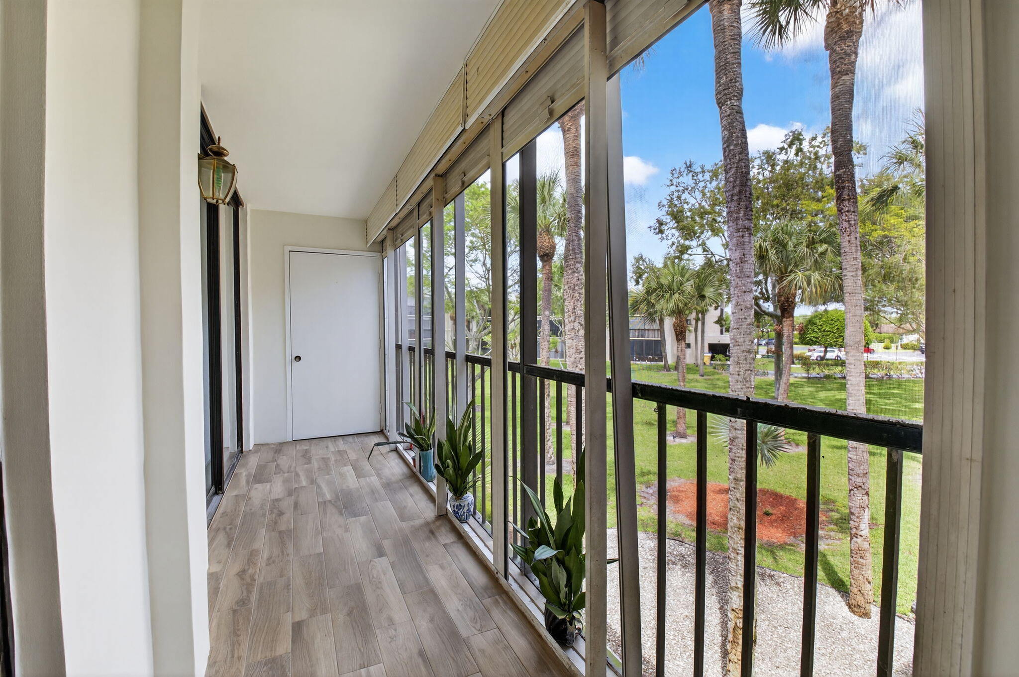 LAS VERDES - Residential