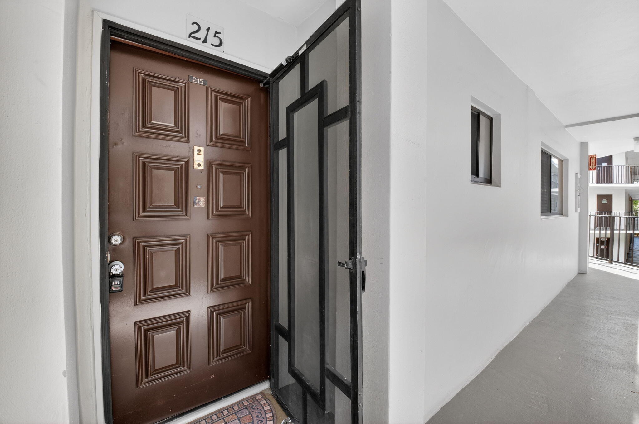 5100 Las Verdes Circle 215