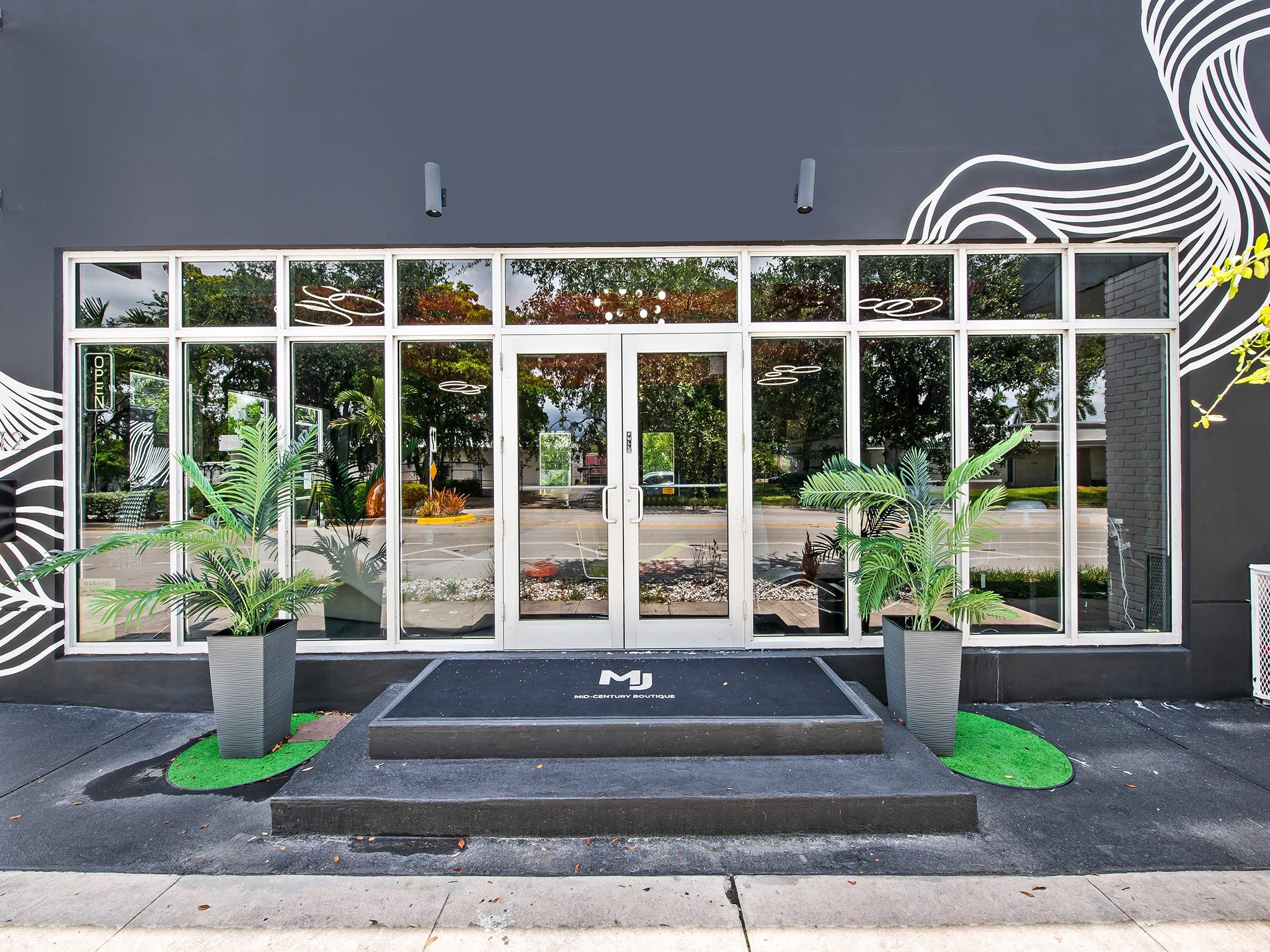 Proud to present a recently built freestanding retail space available for lease in Studio City, Fort Lauderdale. Located on NE 4th Avenue, near Flagler Village, Downtown, and Wilton Manors, this area has seen rapid growth with new mixed-use developments and a steady influx of independent businesses. The space offers an open, efficient layout with tall glass windows, high ceilings, excellent natural light, strong signage potential, and free on-site parking. With consistent year-round traffic and a growing local population, it’s ideal for retail, showroom, wellness, or fashion concepts. A strong opportunity in a thriving commercial corridor.