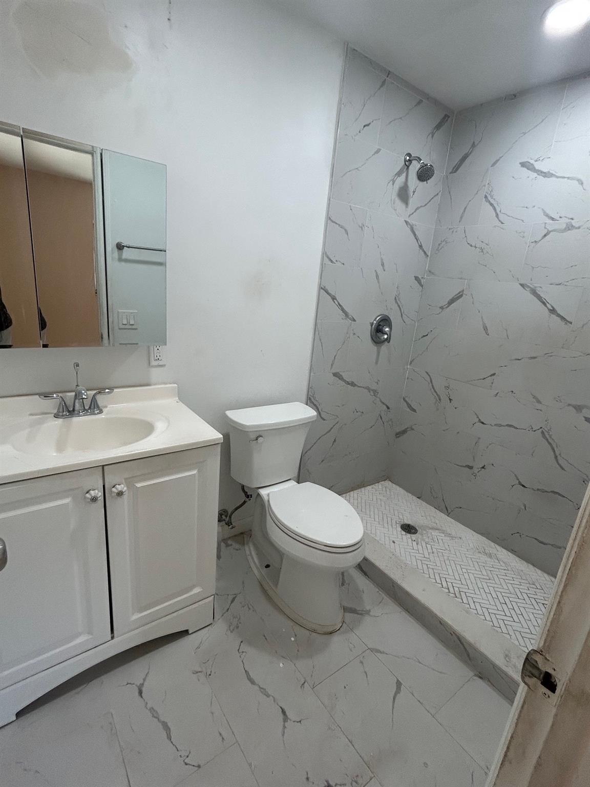 Larkdale Lake Estates 61- - Residential