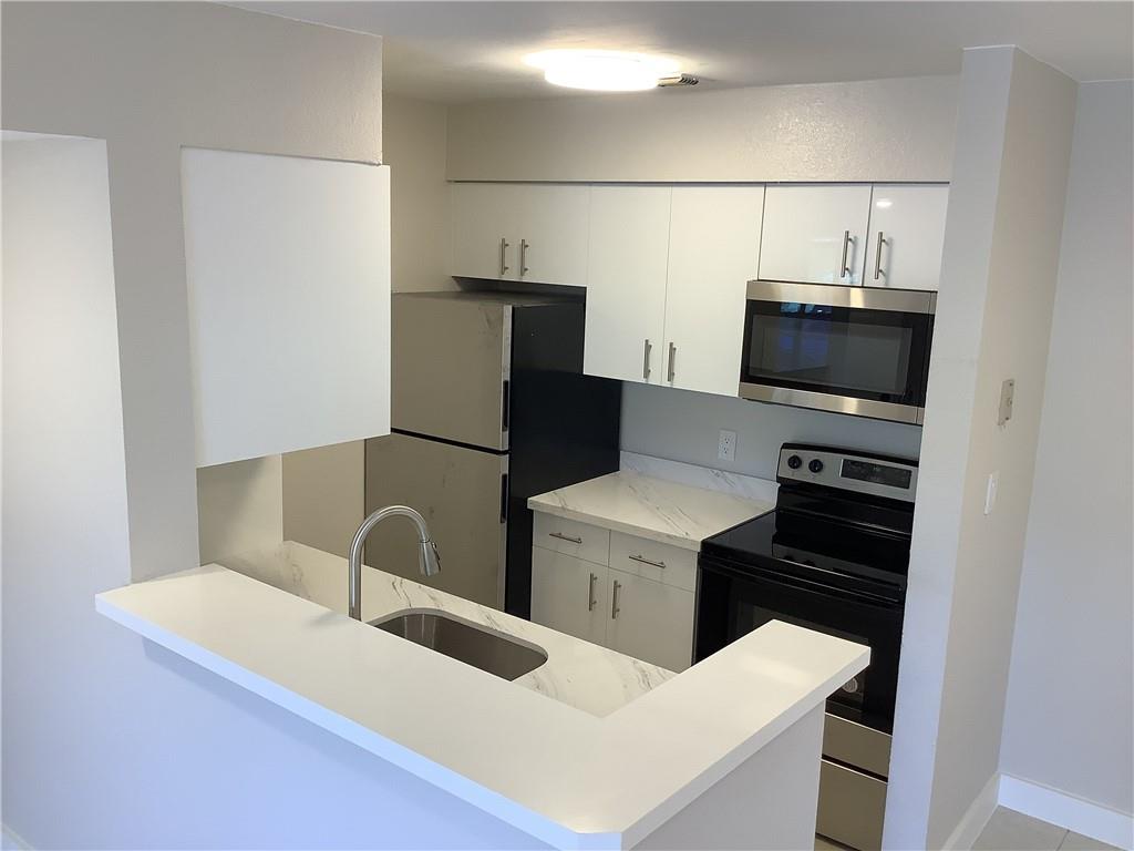 Sundance At Davie Condo - Residential Lease