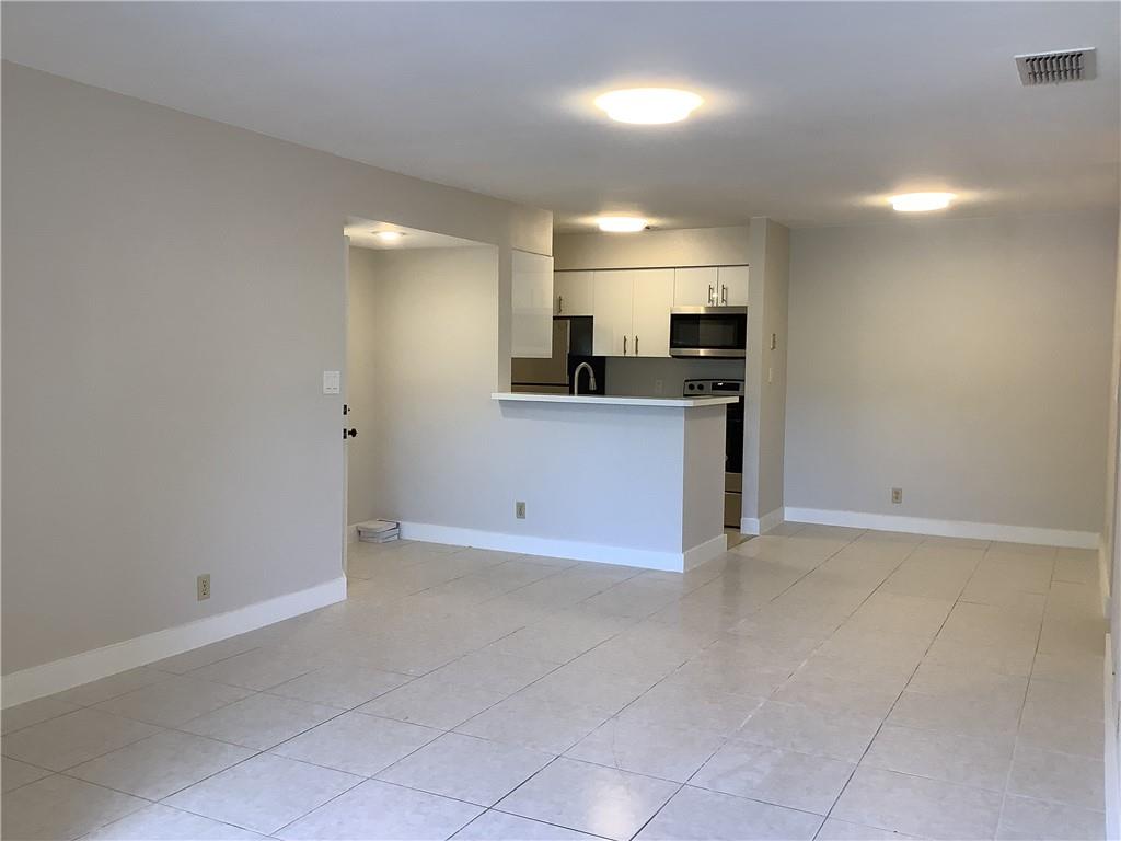 Sundance At Davie Condo - Residential Lease