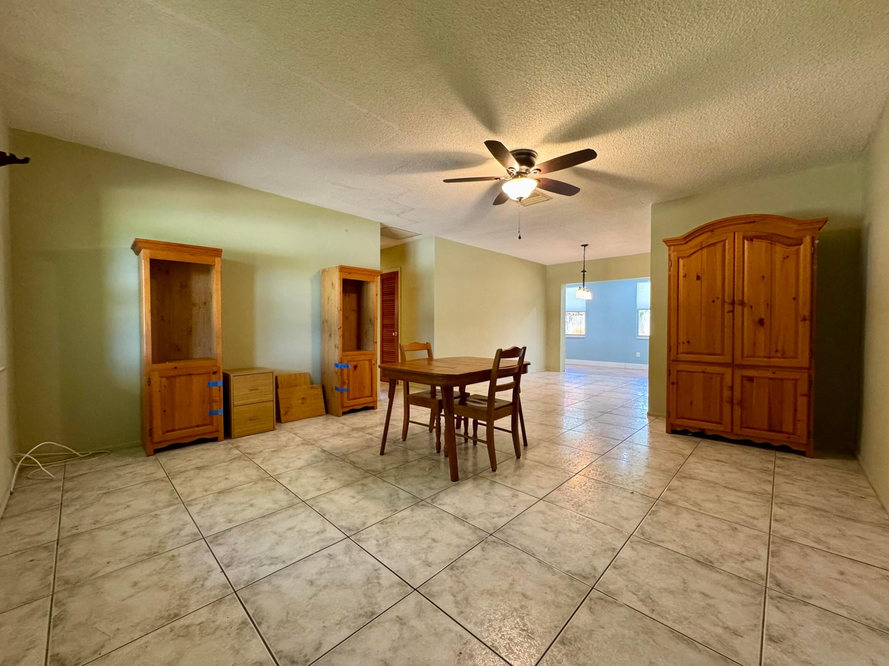 1785 NW 39TH Place