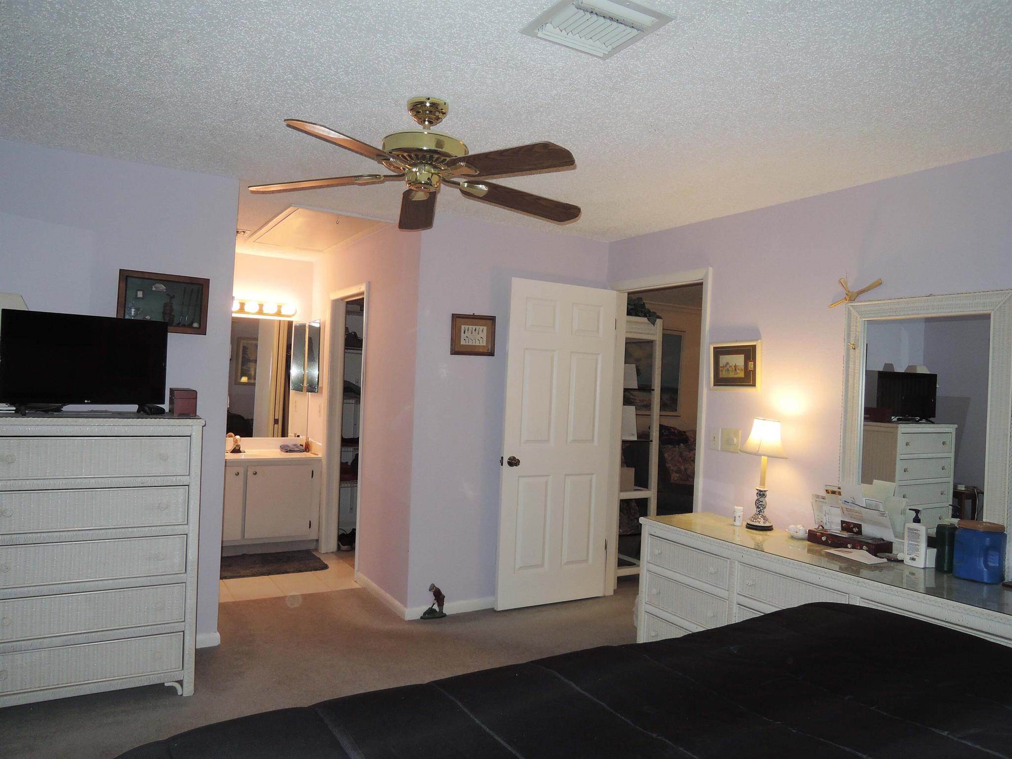 Fort Pierce, Florida 34982, United States, 2 Bedrooms Bedrooms, ,2 BathroomsBathrooms,Residential,Active,209449