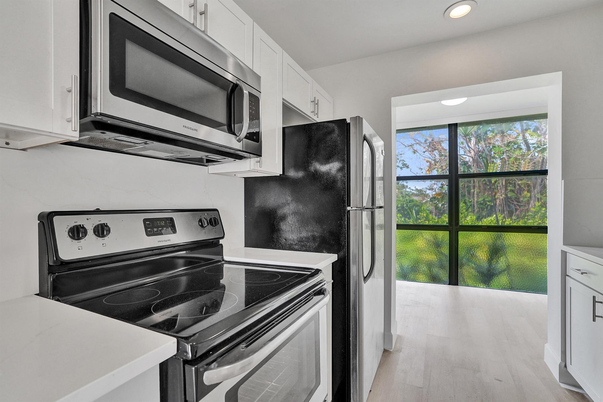 PALM VILLAS CONDO APTS - Residential